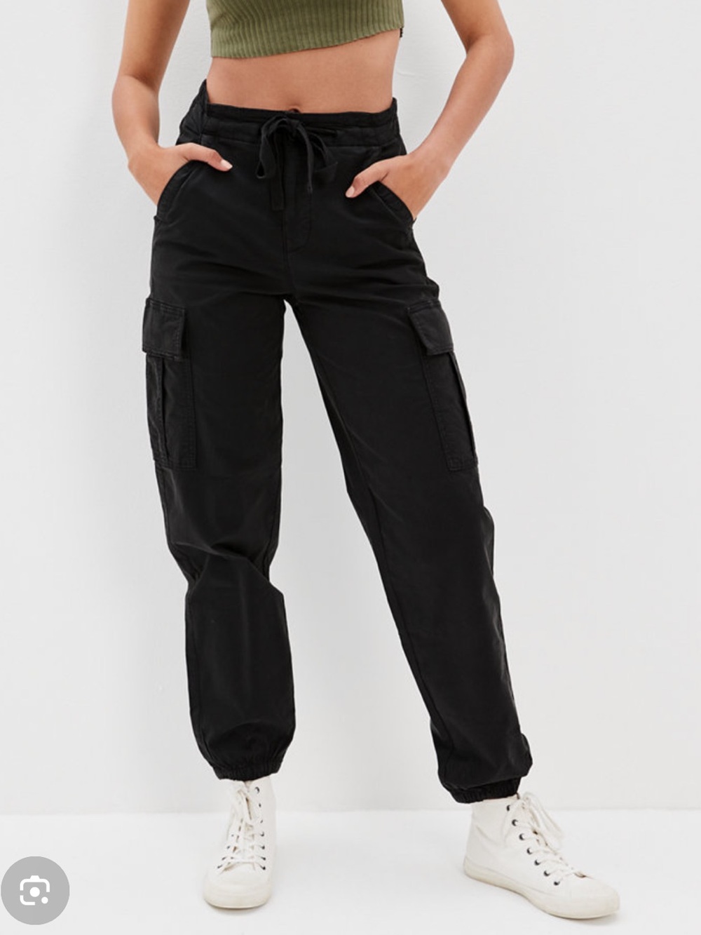 American Eagle Outfitters AE High Waist Black Cargo Joggers Tie waist NWOT